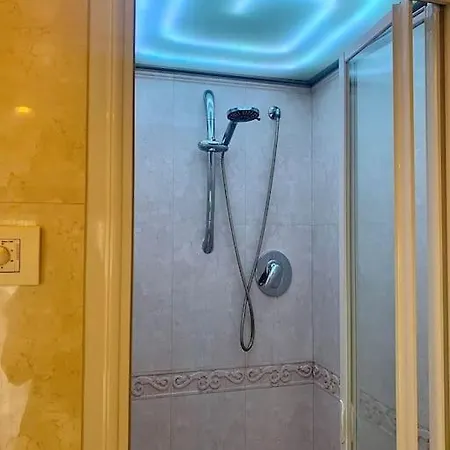 Benvenuti In Casa Peluca! *